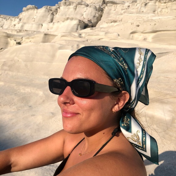 Profile Picture of Panayiota Boutis (@pboutis) on Poshmark
