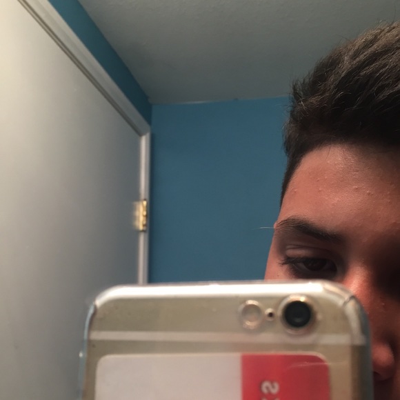 Profile Picture of Jonathan Ochoa (@jonathanpob22) on Poshmark