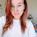 Profile Picture of Claire Coleman (@rosecharm) on Instagram