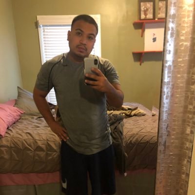 Profile Picture of Omar Valdivia (@omarvaldivia44) on Twitter