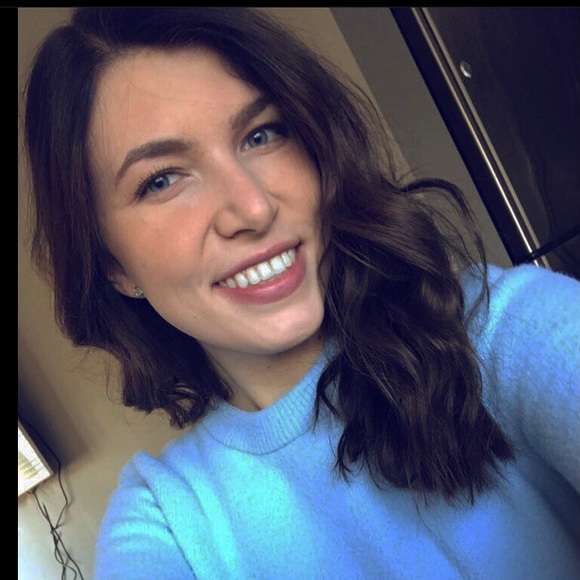 Profile Picture of Merissa Jakubovic (@m_jakubovic) on Poshmark