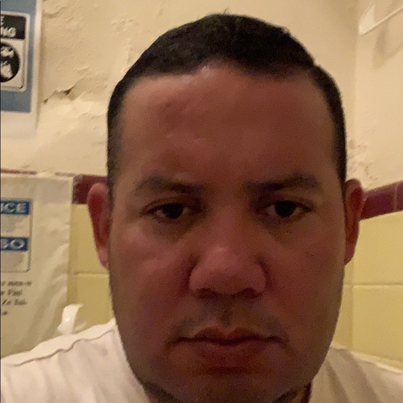 Profile Picture of Pedro Aviles (@pedritoelchef36) on Poshmark