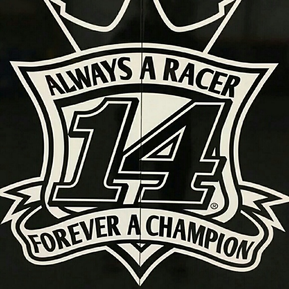 Profile Picture of Cindy Pace (@racelover8814) on Poshmark