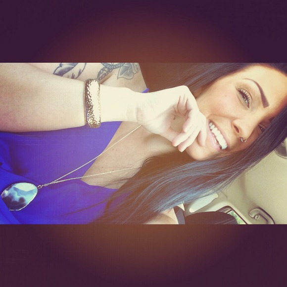 Profile Picture of Kasey Hardman (@kaseyhardman) on Poshmark