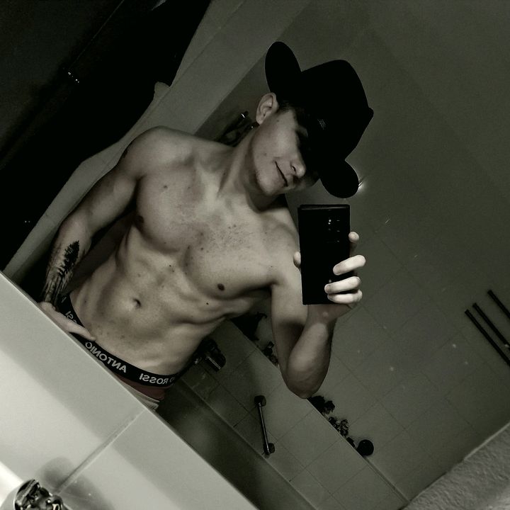 Profile Picture of John Ellinger (@john.ellinger8) on Tiktok