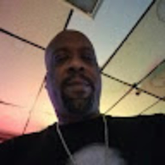 Profile Picture of Daniel Camp (@danielcamp1967) on Poshmark