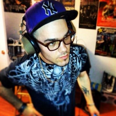 Profile Picture of Andrew Lesperance (@eldude666) on Twitter