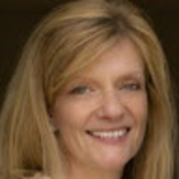 Profile Picture of Kristie Vanauken (@kva1623) on Poshmark