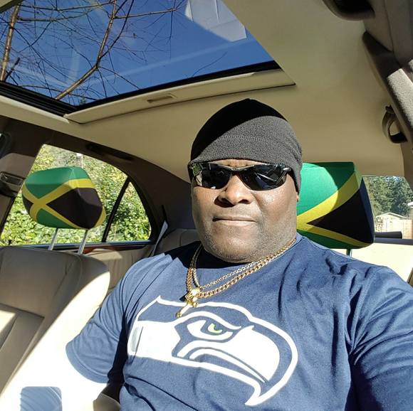 Profile Picture of Christopher Wright (@jamaicaborn2004) on Poshmark