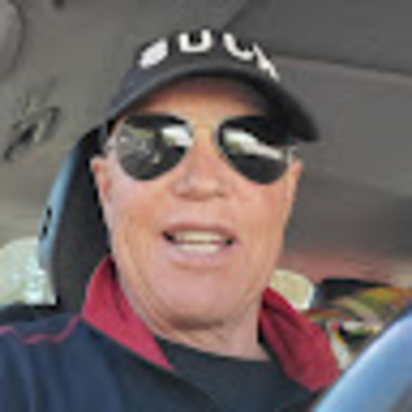 Profile Picture of Ed Malpass (@temalpass1) on Poshmark