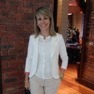 Profile Picture of Jaqueline Dombrowski (Elo Recrutamento e Seleção) (@Jaqueline.consultoradeseguros) on Facebook