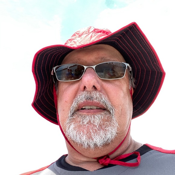 Profile Picture of Karl Kuntz (@f8nbthr) on Poshmark