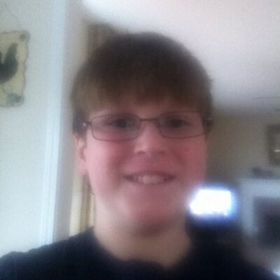 Profile Photo of Tyler Trivelpiece (@benshark138) on Twitter