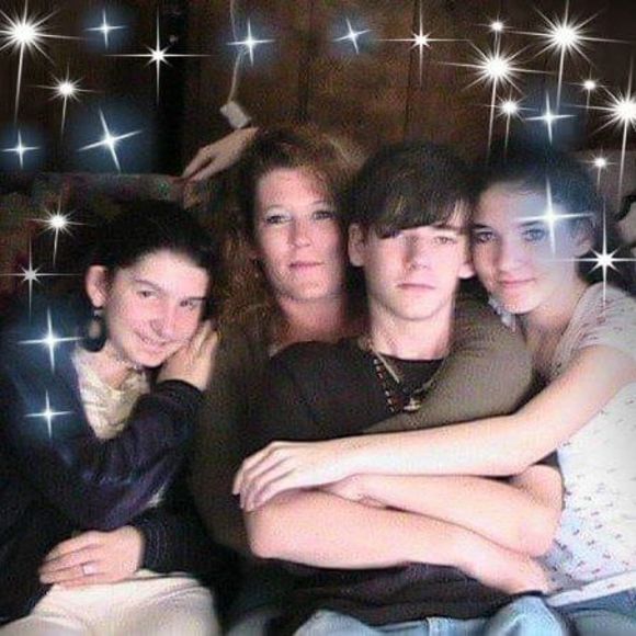 Profile Picture of Jenny Farguson (@jlfarguson) on Poshmark