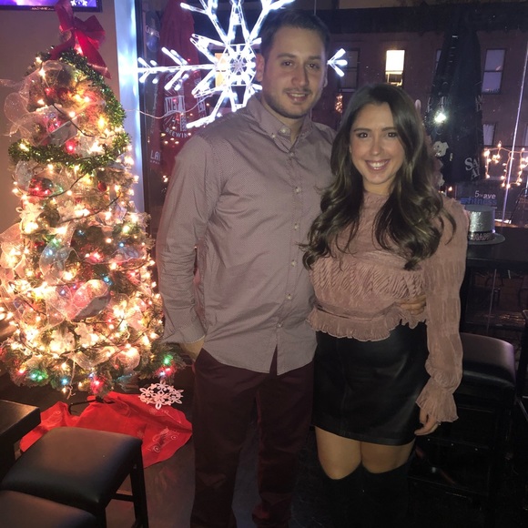 Profile Picture of Kate Losquadro (@klosquadro) on Poshmark