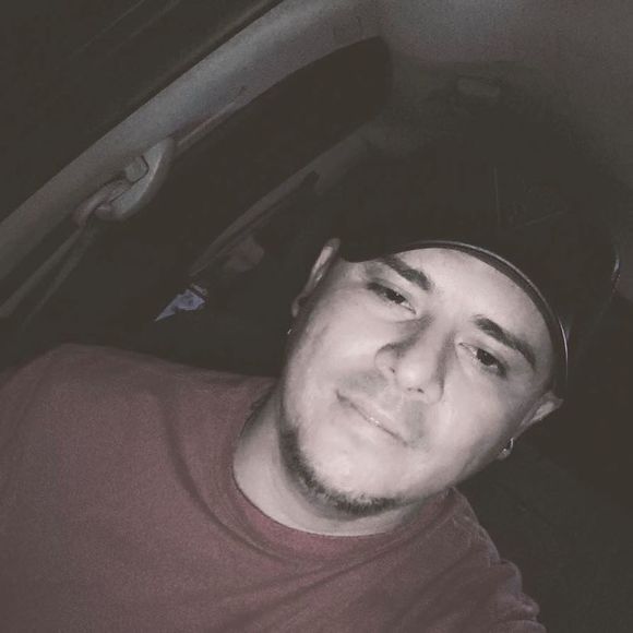 Profile Picture of Ivan Macias (@ivanmacias948) on Poshmark