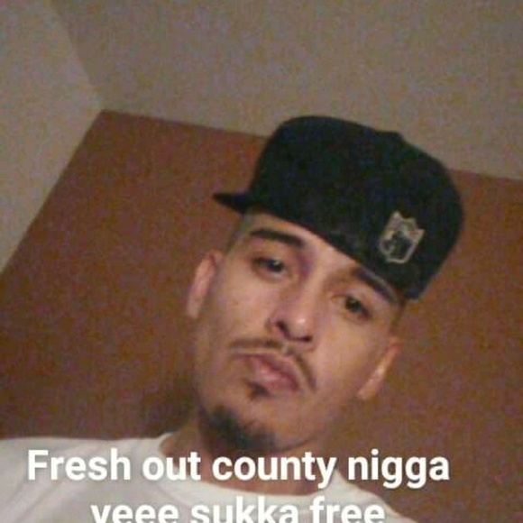 Profile Picture of Mike Mata (@mozzy530) on Poshmark