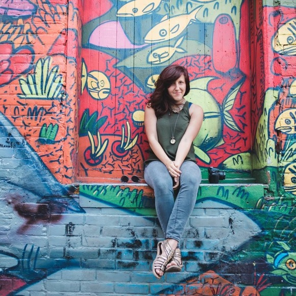 Profile Picture of Alycia Griesi (@alyciagriesi) on Poshmark