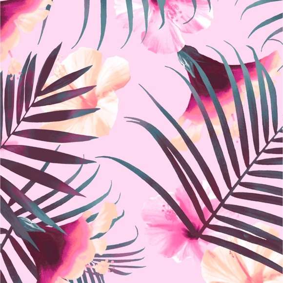 Profile Picture of Mixxed Curllz (@mixxedcurllz) on Poshmark