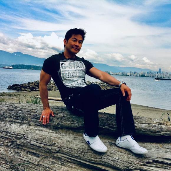 Profile Picture of Alvin Edora (@alvin0763) on Poshmark