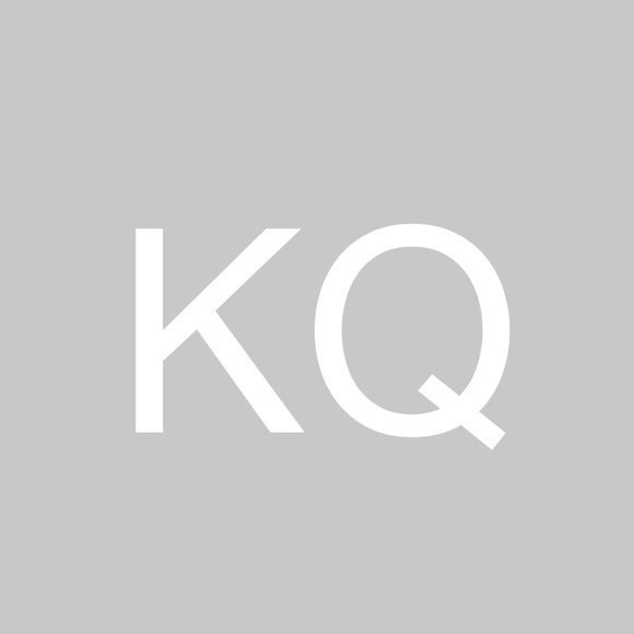 Profile Picture of Kimberly Quattrucci (@weekender13) on Poshmark