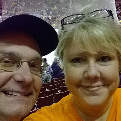 Profile Picture of Julia Welsh (@juliawelsh5) on Twitter