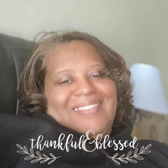 Profile Picture of Tamela Walker (@tamtam5269) on Poshmark