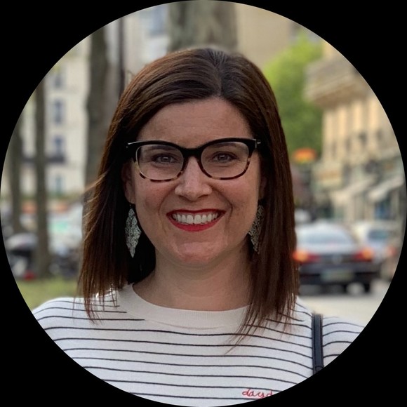 Profile Picture of Laura Sambursky (@laurasambursky) on Poshmark