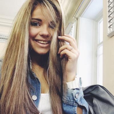 Profile Picture of Kri ✨ (@kris_odintsova) on Twitter