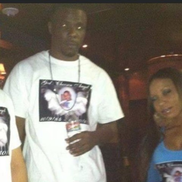 Profile Picture of Ben Dixon (@benthere1997) on Poshmark