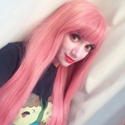 Profile Picture of Erin (@princesstatara) on Twitter