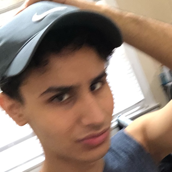 Profile Picture of Saeed Adam (@saeedadam) on Poshmark