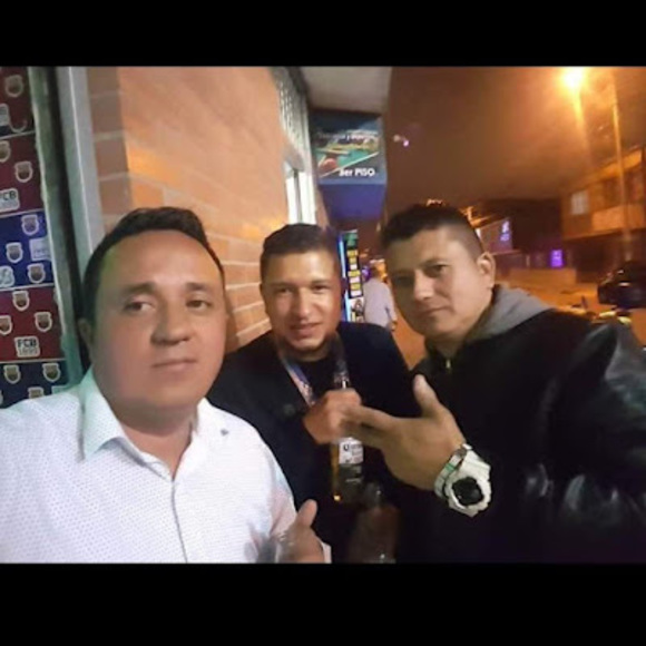 Profile Picture of Alexander Garcia (@alexandergar437) on Poshmark