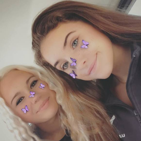 Profile Picture of Alaira Kiggans (@alairakiggans) on Poshmark