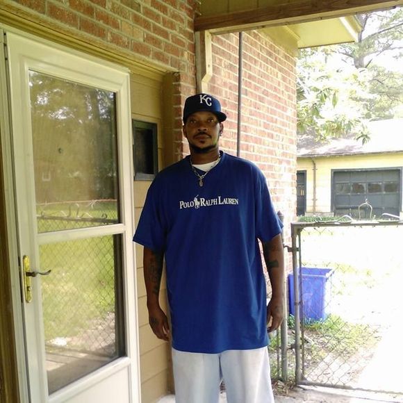 Profile Picture of Herbert Bellinger (@h_bellinger) on Poshmark