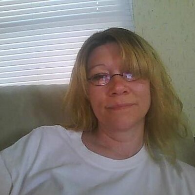 Profile Picture of Christina Askew (@mickee3608) on Twitter