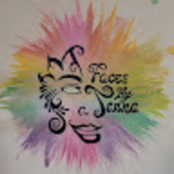 Profile Picture of Jenna Truxell (@facesbyjenna79) on Poshmark