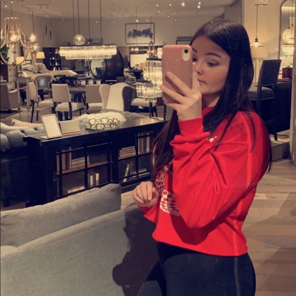 Profile Picture of Dana Goodlett (@danaggoodlett) on Poshmark
