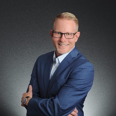 Profile Picture of Bill Seals (@billpalmsprings) on Twitter