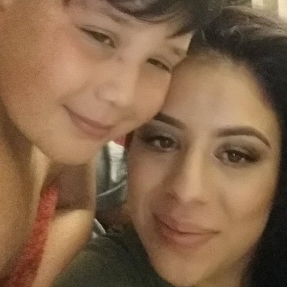 Profile Picture of Melissa Viramontez (@memev916) on Poshmark