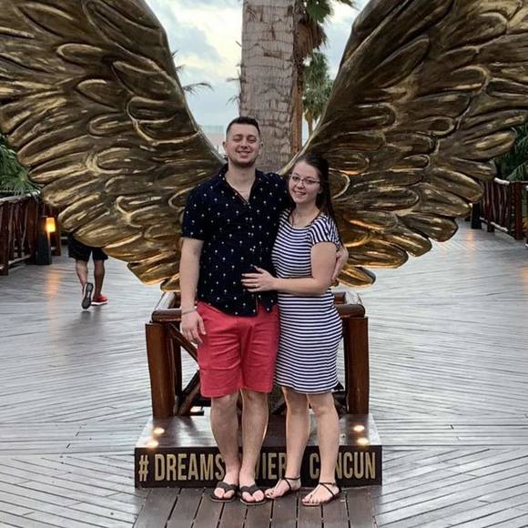 Profile Picture of Thomas Williams (@thomas_wiliama) on Poshmark