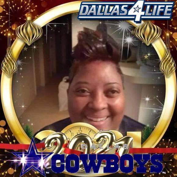 Profile Picture of Glennis Hicks (@glennishicks) on Poshmark