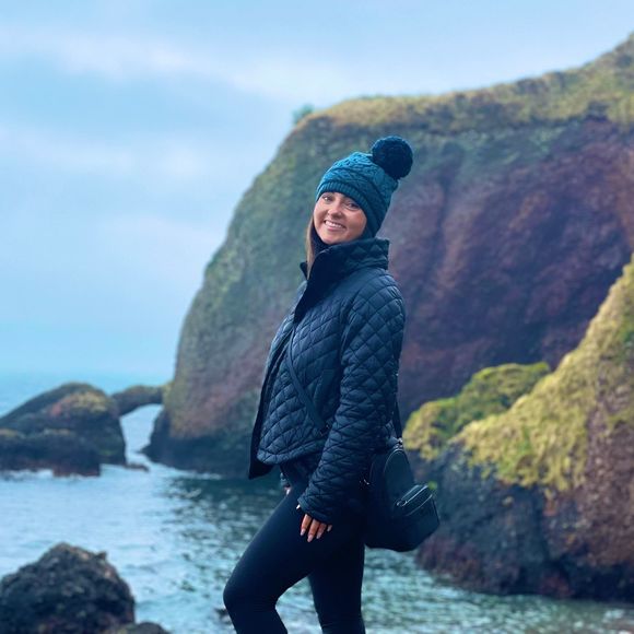 Profile Picture of Grace Kelliher (@gracekellihe122) on Poshmark