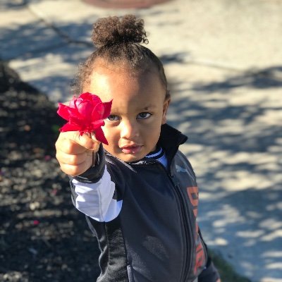 Profile Picture of Daddy Says (@Let_them_dream) on Twitter