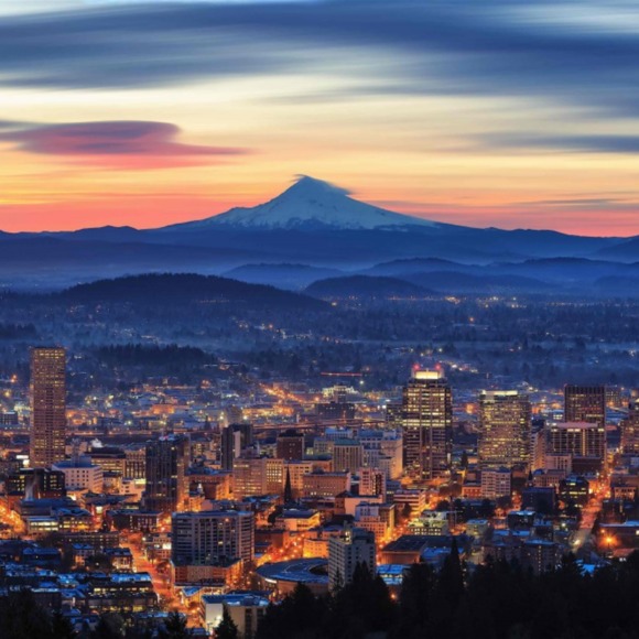 Profile Picture of Maddy Broers (@broersm) on Poshmark