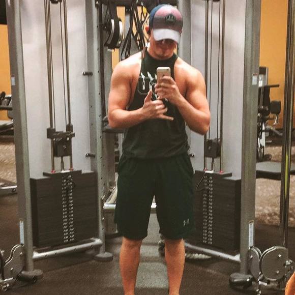 Profile Picture of Jeremy Cornum (@jer05) on Poshmark