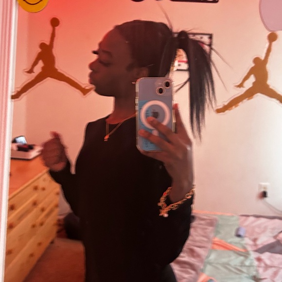 Ke'azha Hartgrove - Poshmark Profile Picture of Ke'azha Hartgrove (@kehartgrove621) on Poshmark