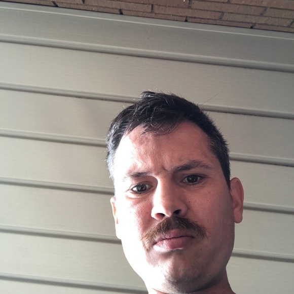 Profile Picture of Luis Carranza (@luisranza1982) on Poshmark