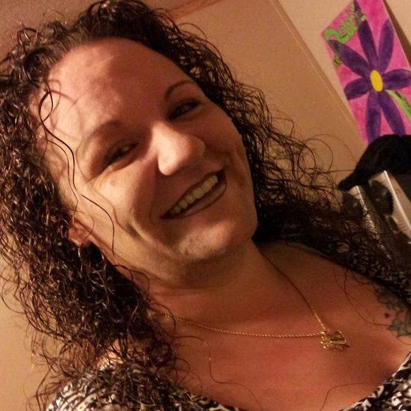 Profile Picture of Debbie Ryder (@debryder2) on Poshmark