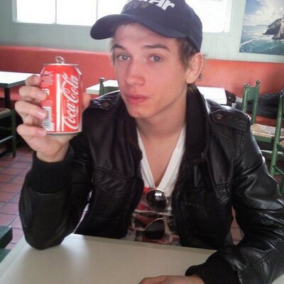 Profile Picture of Paul Perrot (@Alkapote591) on Twitter